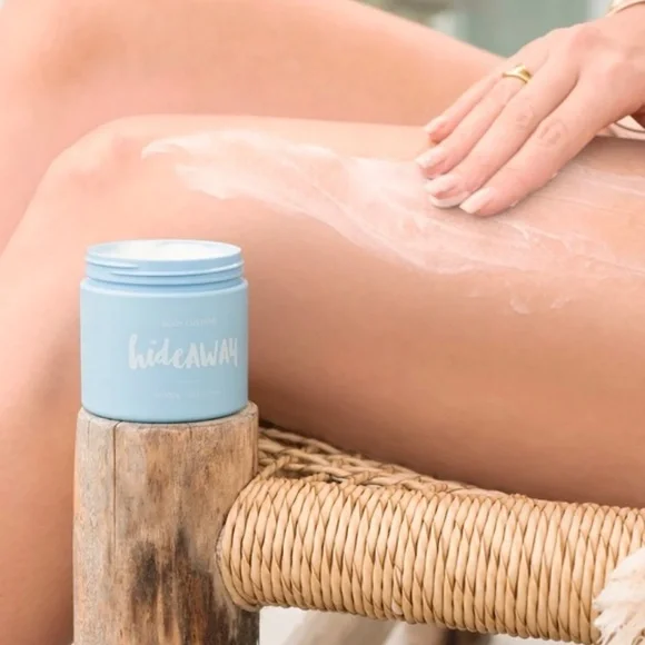 Hideaway Raspberry Ripple Body Custard - Picture 2 of 4